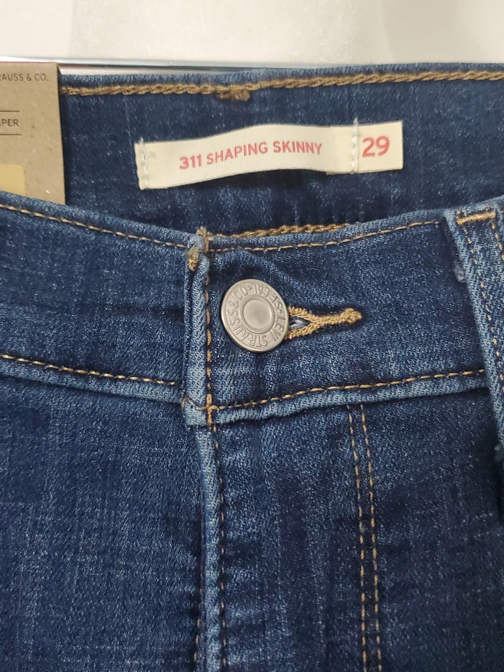 NWT Levi's 311 Shaping Skinny - 29 - Picture 4 of 7